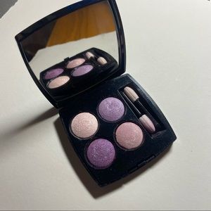 Chanel eyeshadow stage lights